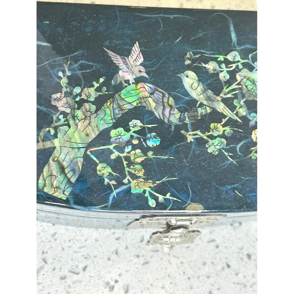 Vintage Mother of Pearl Inlay Lacquer Jewelry Box Teal Blue Bird Turtle Clasp